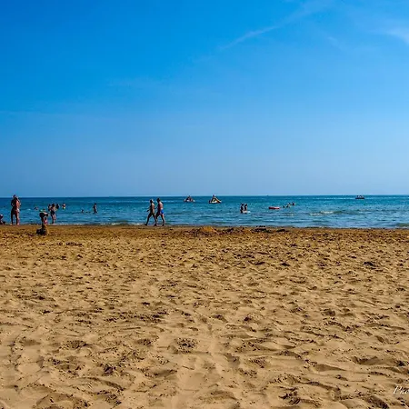 Escape - Flat With Balcony Bibione