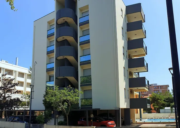 Апартаменты Escape - Flat With Balcony